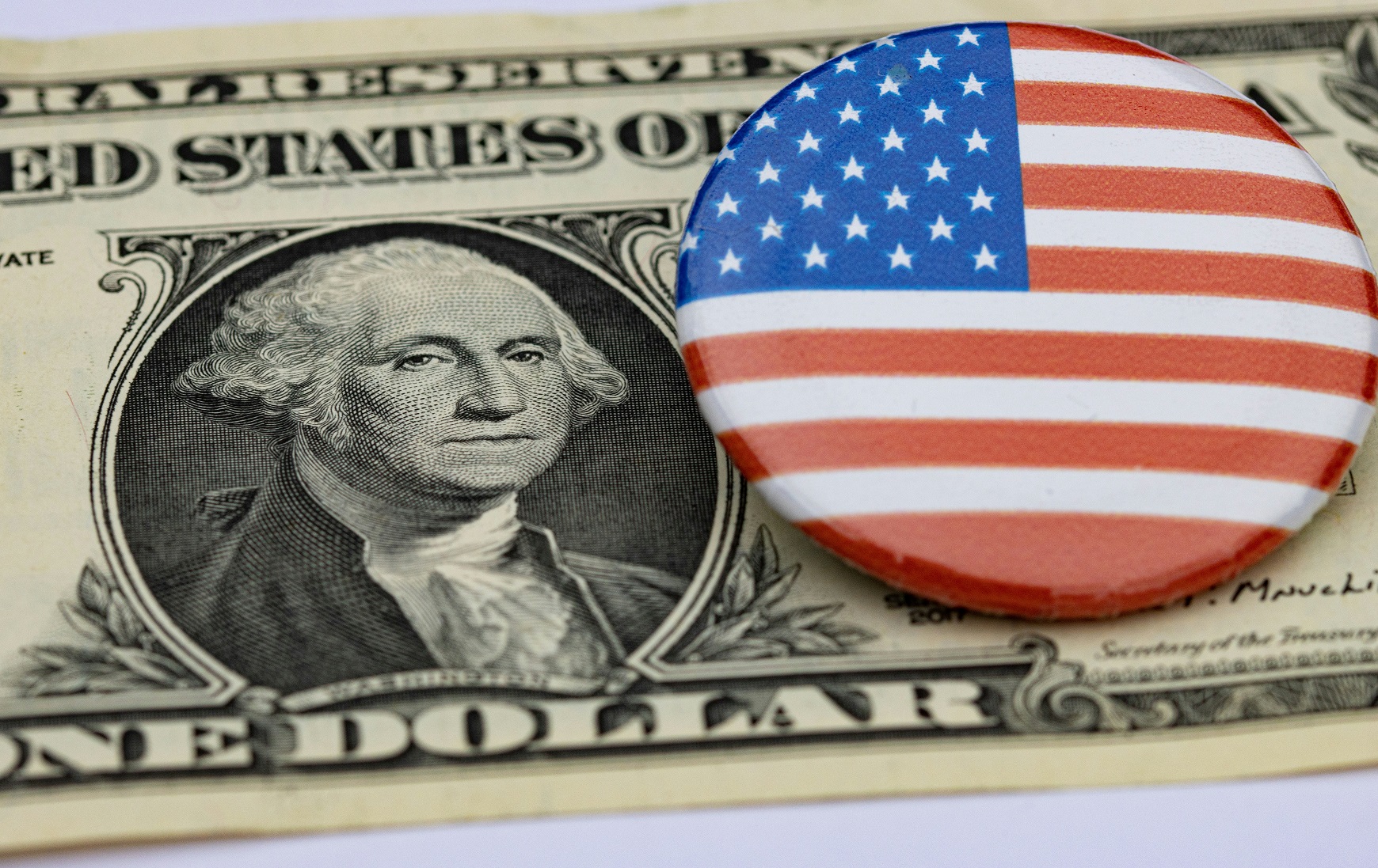 dolar-hoje-fecha-no-vermelho-apos-comentarios-de-powell-e-dados-nos-eua