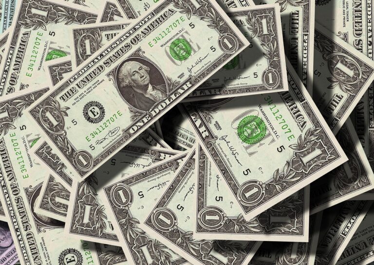 dolar-futuro-tem-alta-com-as-negociacoes-comerciais-positivas-em-genebra
