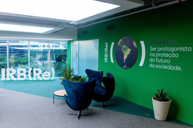 irb-re-(irbr3)-tem-lucro-liquido-de-r$-118,6-mi-no-1o-tri,-salto-de-49,9%-em-um-ano
