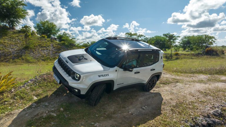 jeep-renegade-ganha-serie-especial-10-anos