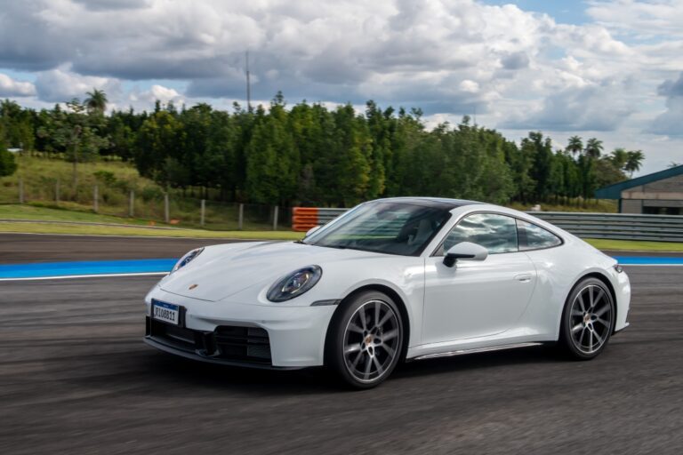 porsche-911-carrera-e-carrera-t-(992.ii),-um-icone-que-nunca-deixa-de-emocionar