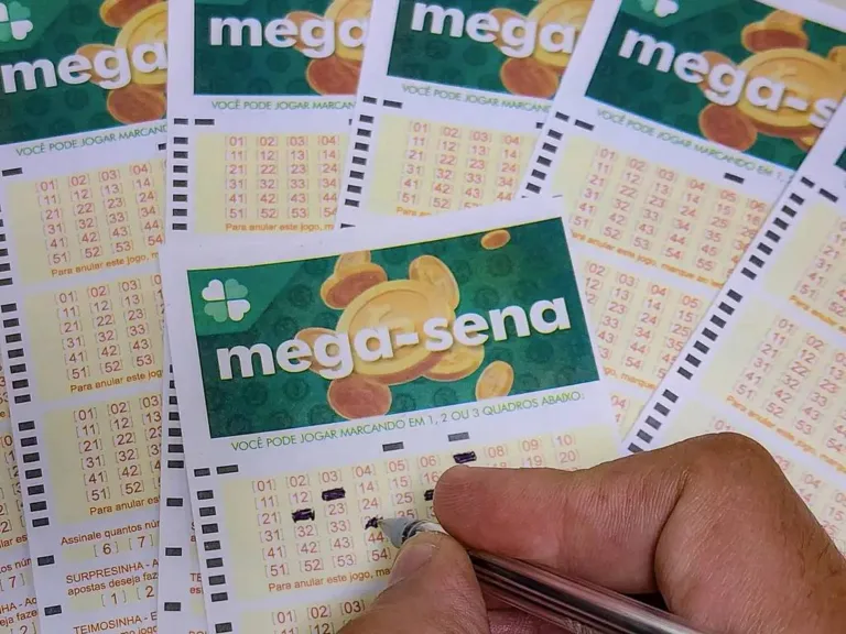 mega-sena:-confira-as-dezenas-sorteadas-do-concurso-2865