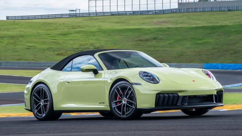 porsche-911-carrera-gts-t-hybrid:-eletrificando-emocoes-(com-video)