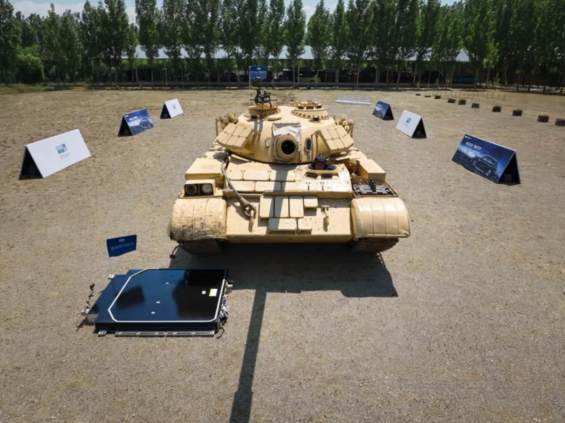 bateria-do-geely-ex5,-que-vem-para-o-brasil,-resiste-a-ataque-de-tanque
