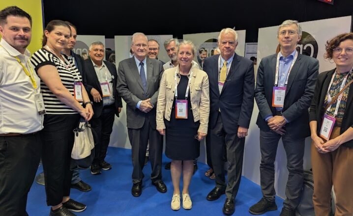 representantes-da-fapesp-visitam-estande-do-cnrs-na-vivatech