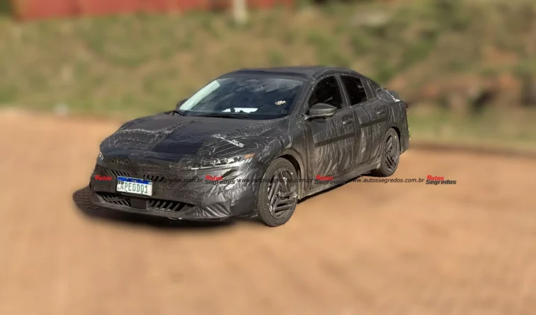 flagra:-novo-nissan-sentra-2027-e-testado-no-brasil