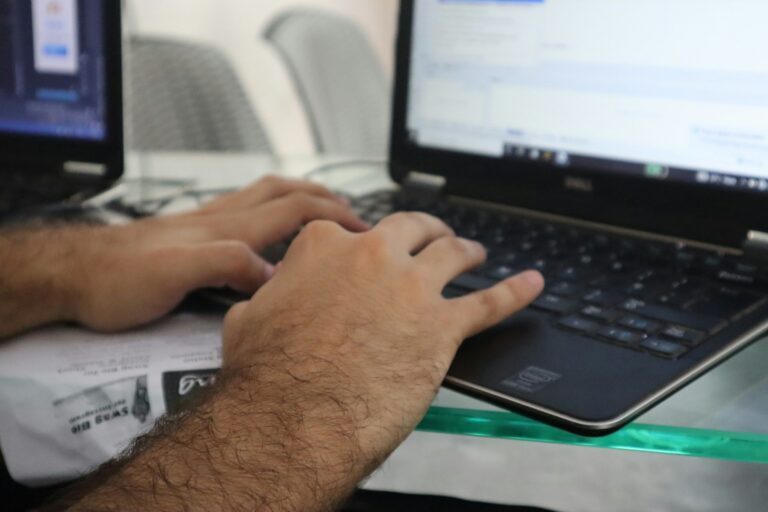 como-a-ia-esta-transformando-a-pesquisa-cientifica