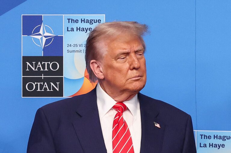 trump-emite-cartas-sobre-tarifas-para-mais-seis-paises