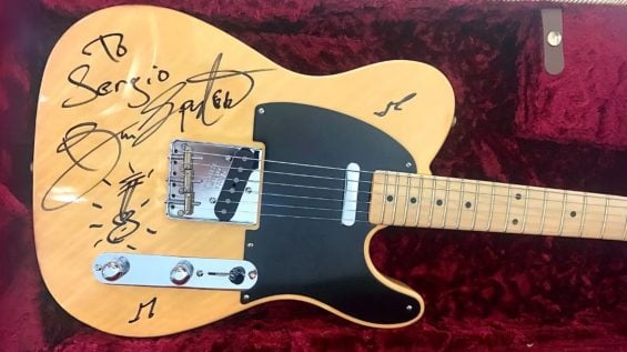 do-‘chefe’-para-chefao:-marchionne-nunca-recebeu-guitarra-de-astro-do-rock