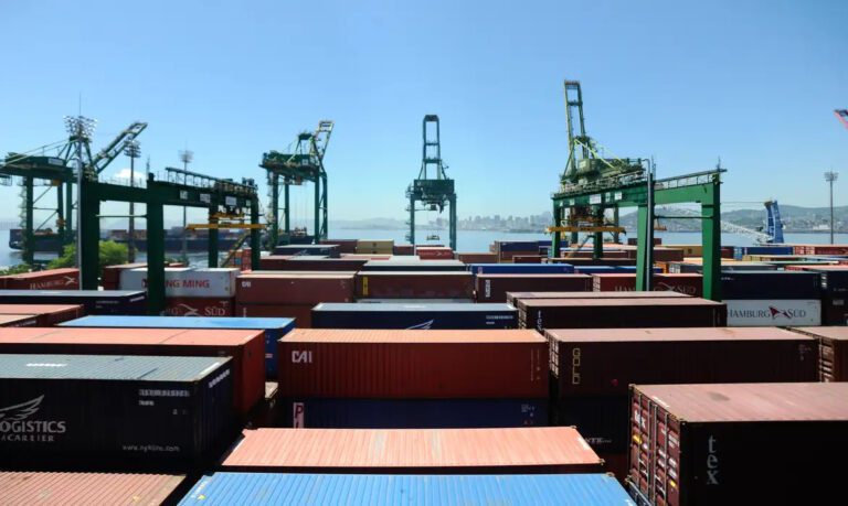 afinal,-o-que-e-superavit-e-deficit-na-balanca-comercial?