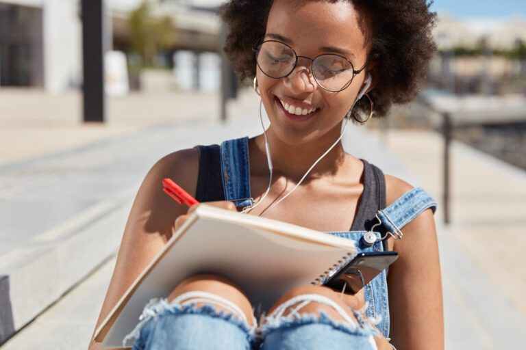 no-dia-do-estudante,-veja-5-mensagens-poderosas-que-incentivam-os-estudos
