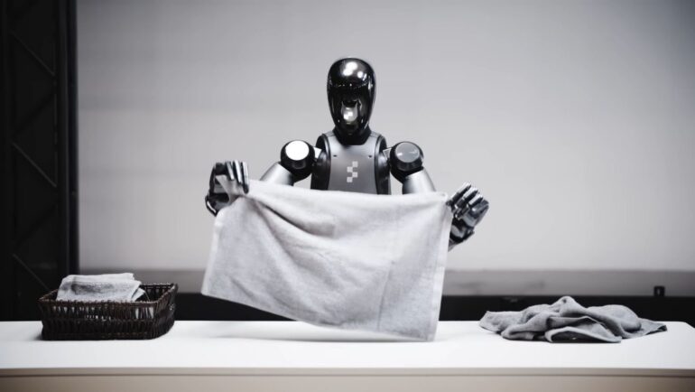 robo-humanoide-de-empresa-norte-americana-agora-ate-dobra-roupas