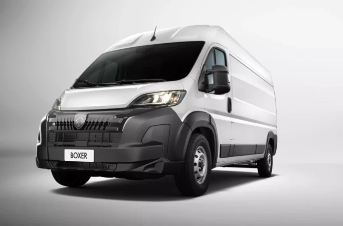 peugeot-boxer-2026-chega-renovado-e-novo-motor