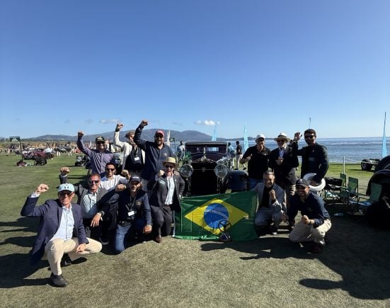 carde:-museu-brasileiro-recebe-trofeus-no-monterey-car-week