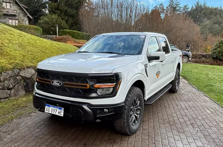 ford-linha-sua-tremor-de-picapes-a-expointer-2025  