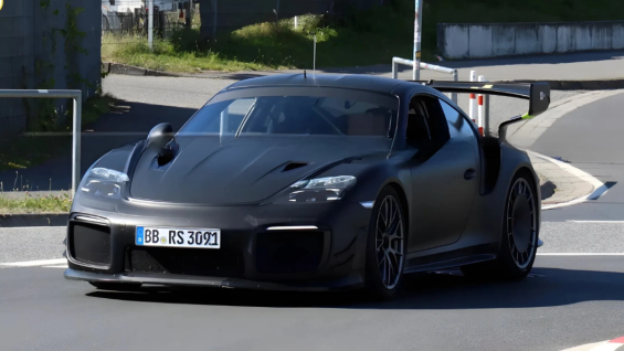 porsche-flerta-com-retorno-de-antigo-design-em-nurburgring