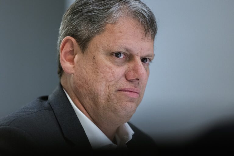 tarcisio:-mercado-financeiro-vai-‘proporcionar-a-reducao-das-desigualdades’