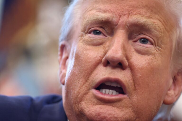 trump-age-para-isentar-ouro-e-uranio-de-tarifas-—-e-cafe-pode-entrar-na-lista