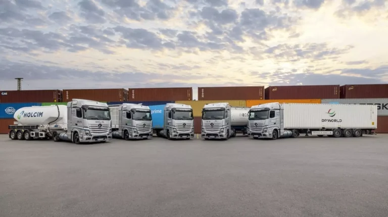 mercedes-benz-genh2-completa-um-ano-de-testes-confirmando-eficiencia-em-operacoes-reais
