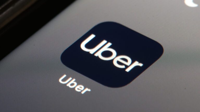 uber-anuncia-que-vai-oferecer-viagens-de-helicoptero