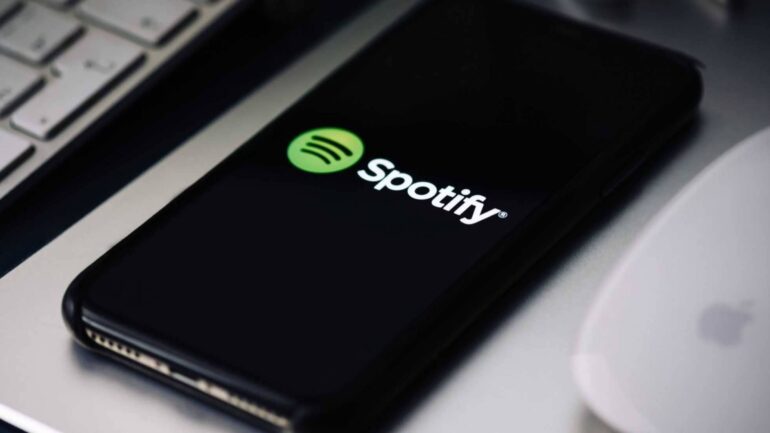 usuarios-gratuitos-do-spotify-podem-finalmente-tocar-qualquer-musica