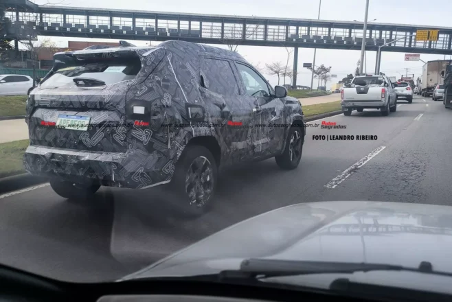 renault-testa-nova-geracao-do-duster-reestilizada-no-brasil