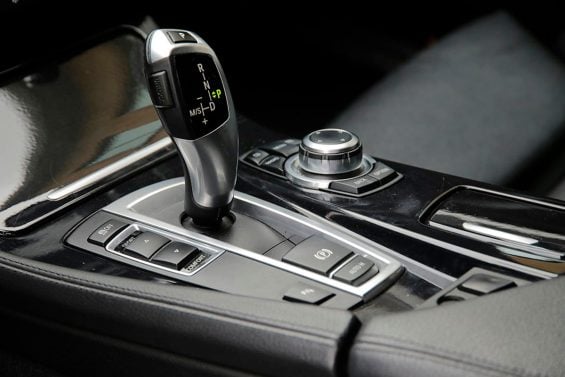 existe-freio-motor-em-carro-automatico?