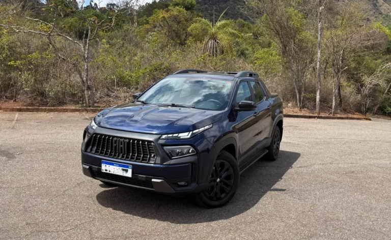 teste:-fiat-toro-ultra-turbo-270-flex-–-mudanca-esta-na-cara