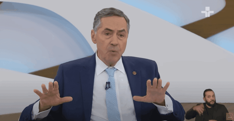 barroso-passa-mal-no-stf-e-e-levado-para-fazer-exames-em-hospital