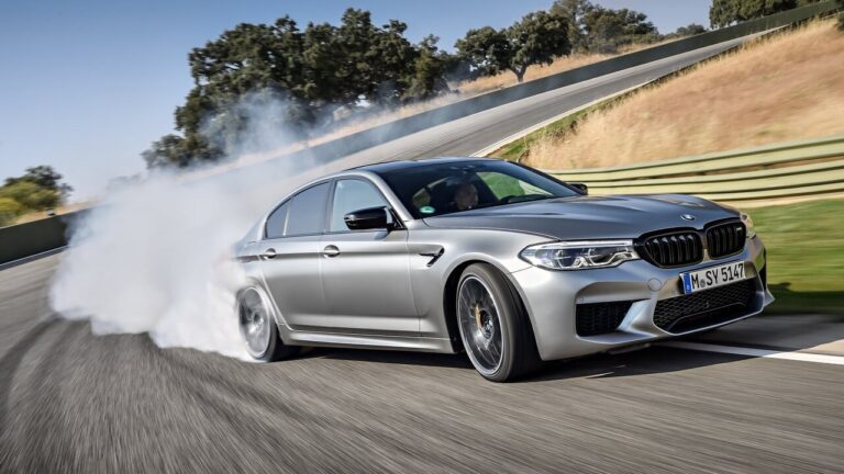 bmw-alcanca-vendas-recordes-de-veiculos-com-motor-v-8