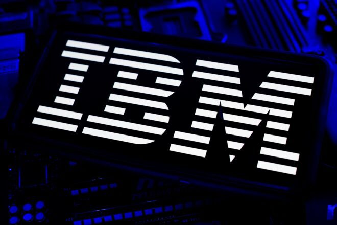 ibm-e-amd-se-unem-em-avanco-crucial-para-o-futuro-da-computacao-quantica