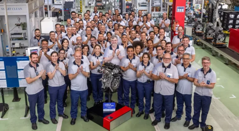 stellantis-alcanca-1-milhao-de-motores-gse-turbo-produzidos-em-betim