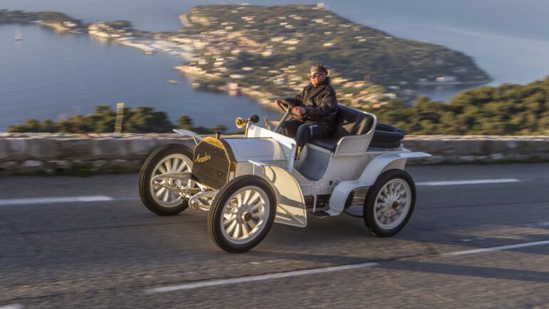 mercedes-benz-comemora-125-anos-do-lancamento-do-primeiro-automovel-moderno